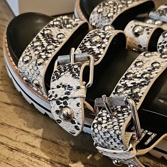 Black and white studed sandals size 7 Steven New York - Picture 9 of 10